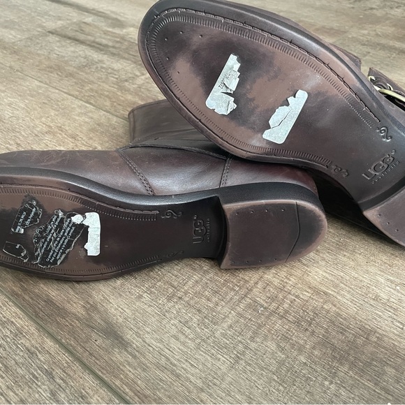 UGG BOOTS - Picture 7 of 8